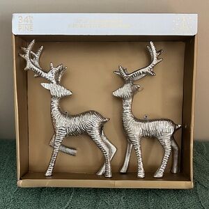 34th & Pine Holiday Christmas Reindeer Silver Tone Textured NEW!